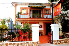 Hostal Río Mundo